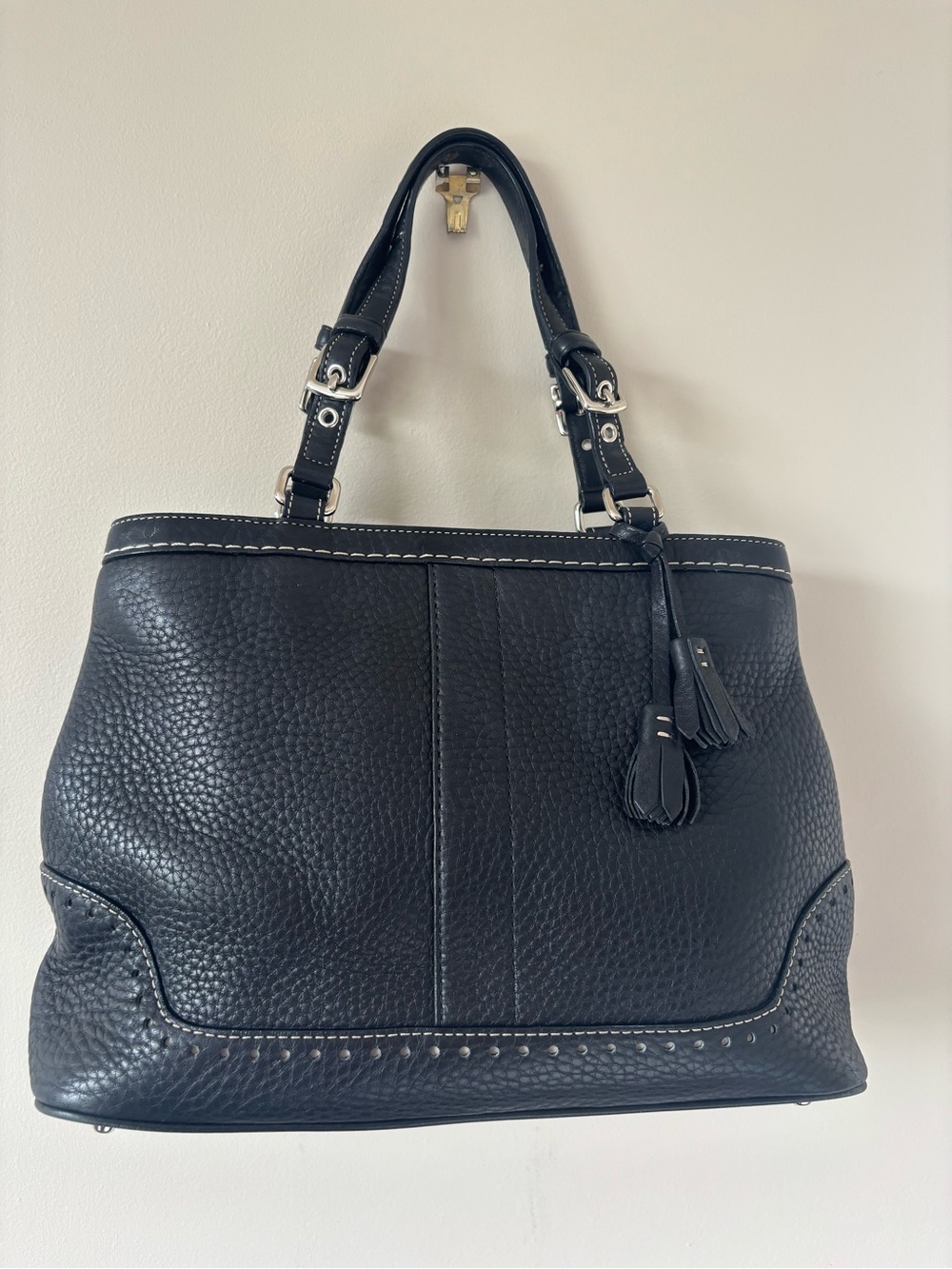 Coach vintage soft black pebbled leather Hampton handbag